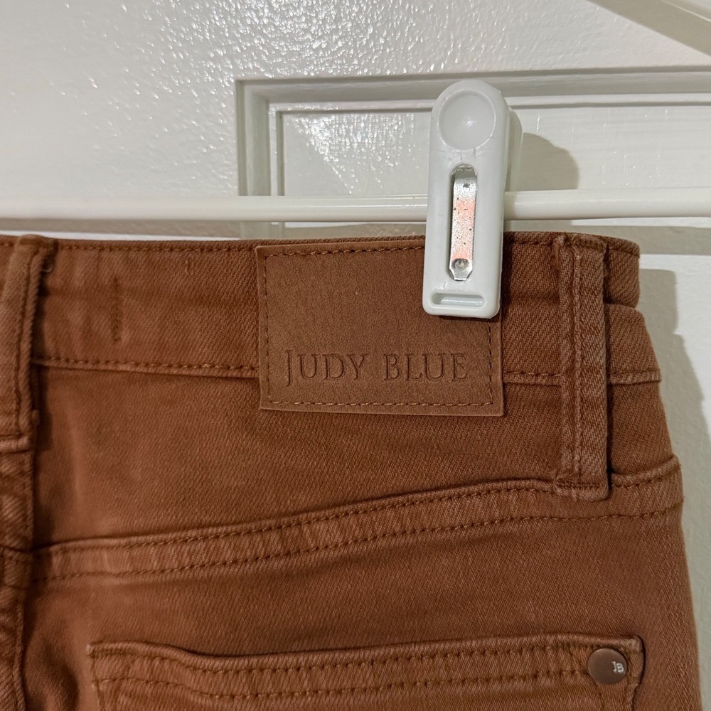 Judy Blue Brown Garment Dyed Raw Hem Flare Jeans 5/27 Rust High Rise Stretch - Picture 3 of 5